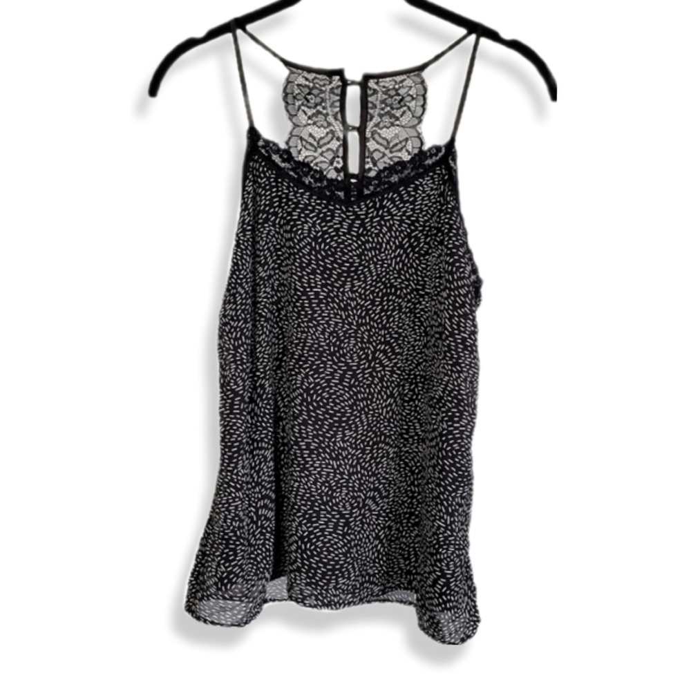 Shift Lace Detailed Sleeveless Top
